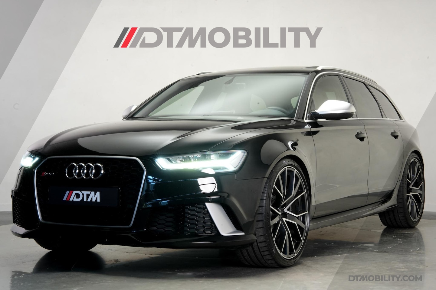 Audi RS6 - 4.0TFSI Quattro Pro Line Plus | Panoramadak | Luchtvering - AutoWereld.nl