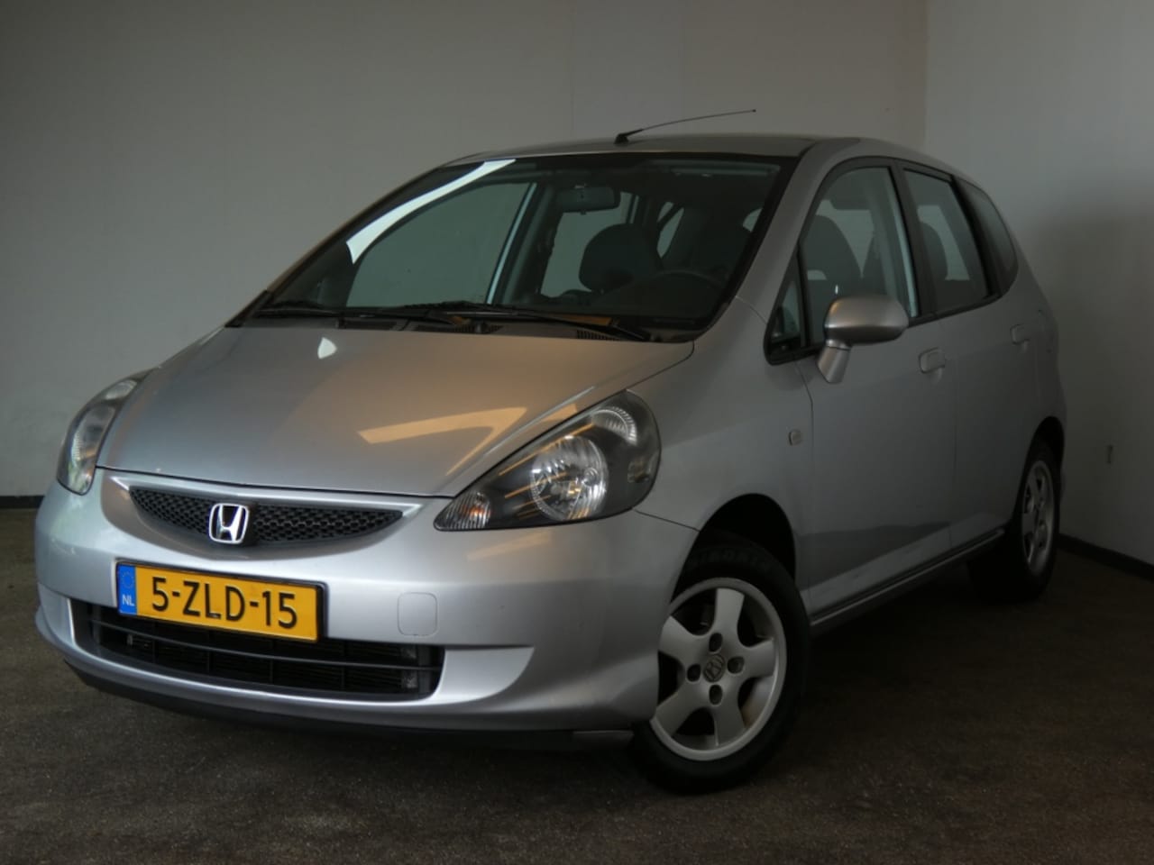 Honda Jazz - 1.2 S NWE APK - AutoWereld.nl