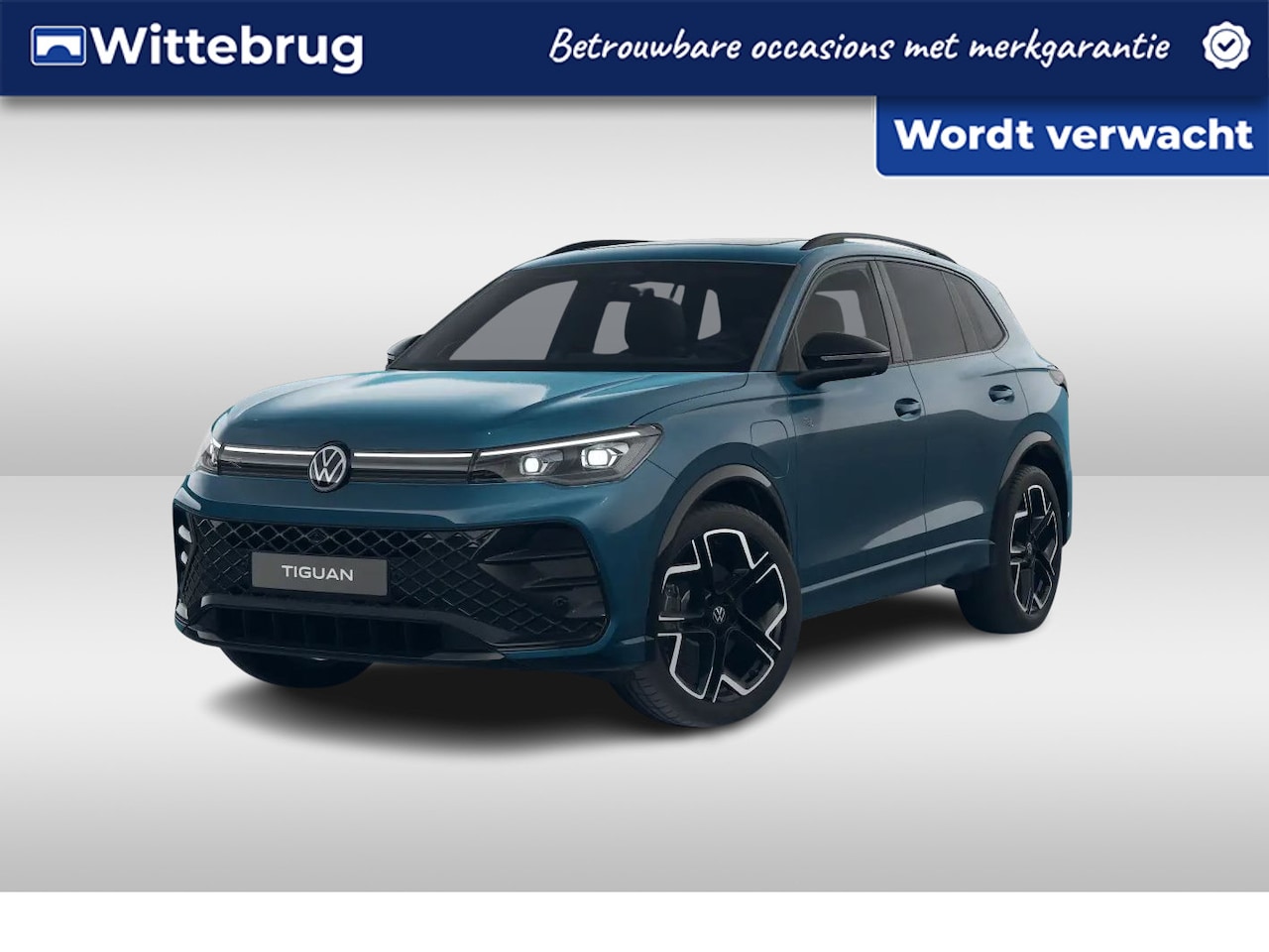 Volkswagen Tiguan - 1.5 eHybrid 200kw / 272pk R-Line Black Style DSG Automaat Lederen interieur Met Massage / - AutoWereld.nl