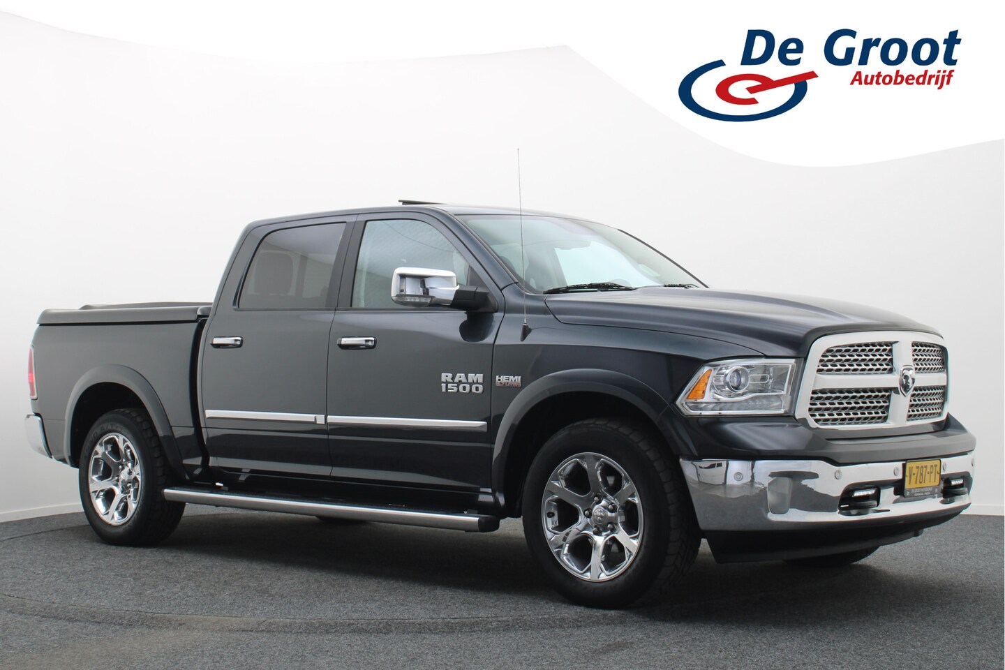 Dodge Ram 1500 - 5.7 V8 4x4 Crew Cab 5'7 Laramie Schuif-/kanteldak, Leer, Stoelventilatie, Alpine Sound, Ap - AutoWereld.nl