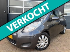 Toyota Yaris - 1.3 VVTi Aspiration|Airco|Trekhaak|Navi|