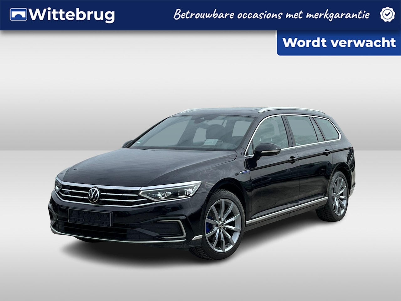 Volkswagen Passat Variant - 1.4 TSI 218pk DSG PHEV GTE Business / Panorama dak / Zwenkbare Trekhaak / Lederen bekledin - AutoWereld.nl