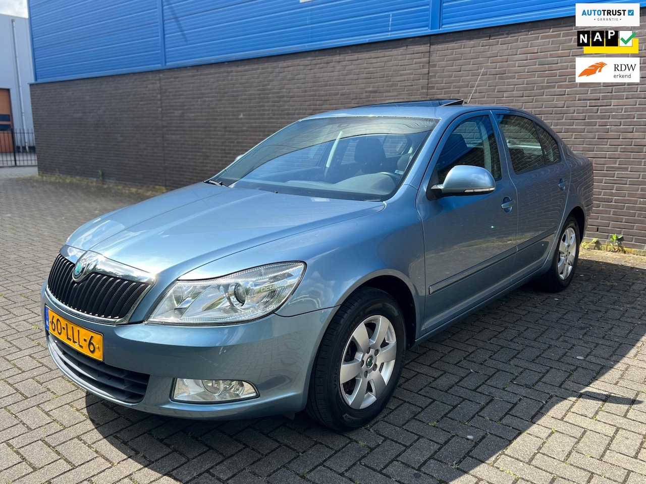 Skoda Octavia - 1.8 TSI Elegance | Automaat | Dealer OH | Trekhaak | Cruise | Climate | Stoelverwarming | - AutoWereld.nl