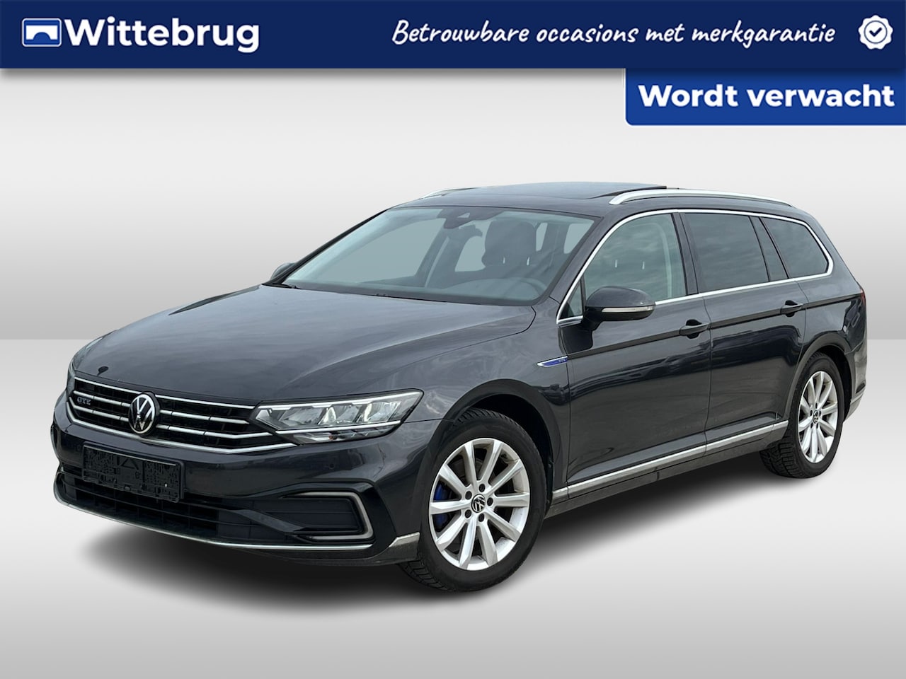 Volkswagen Passat Variant - 1.4 TSI 218pk DSG PHEV GTE Business / Panorama dak / 360 camera / Elek Achterklep / Bekled - AutoWereld.nl