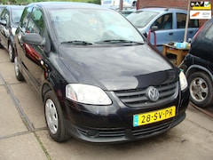 Volkswagen Fox - 1.2 Trendline st bekr elek pak nap apk