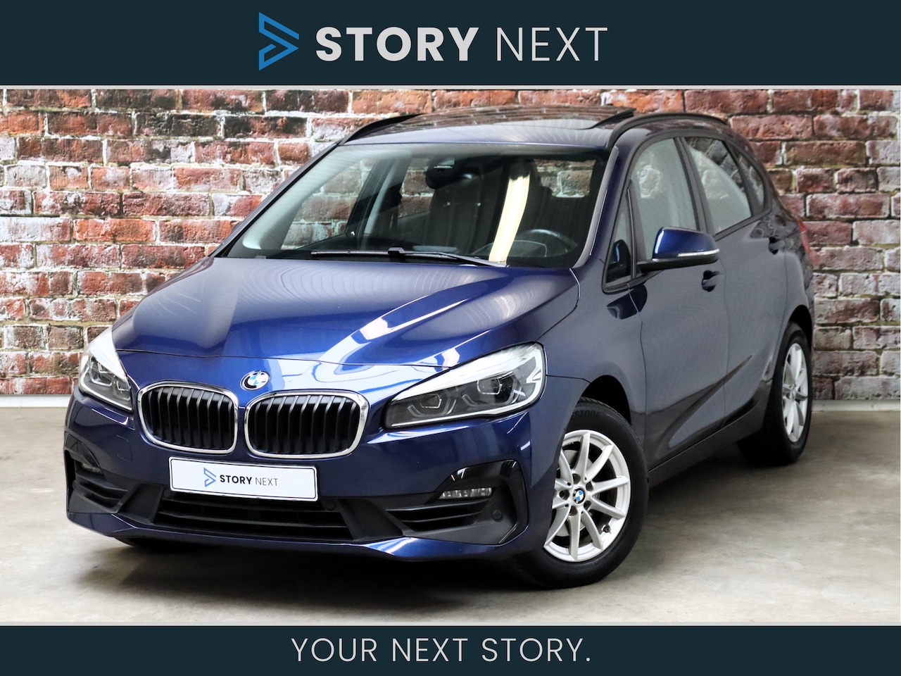 BMW 2-serie Active Tourer - 218i Executive Automaat / Navigatie / Trekhaak / Panoramadak / LED / Achteruitrijcamera / - AutoWereld.nl