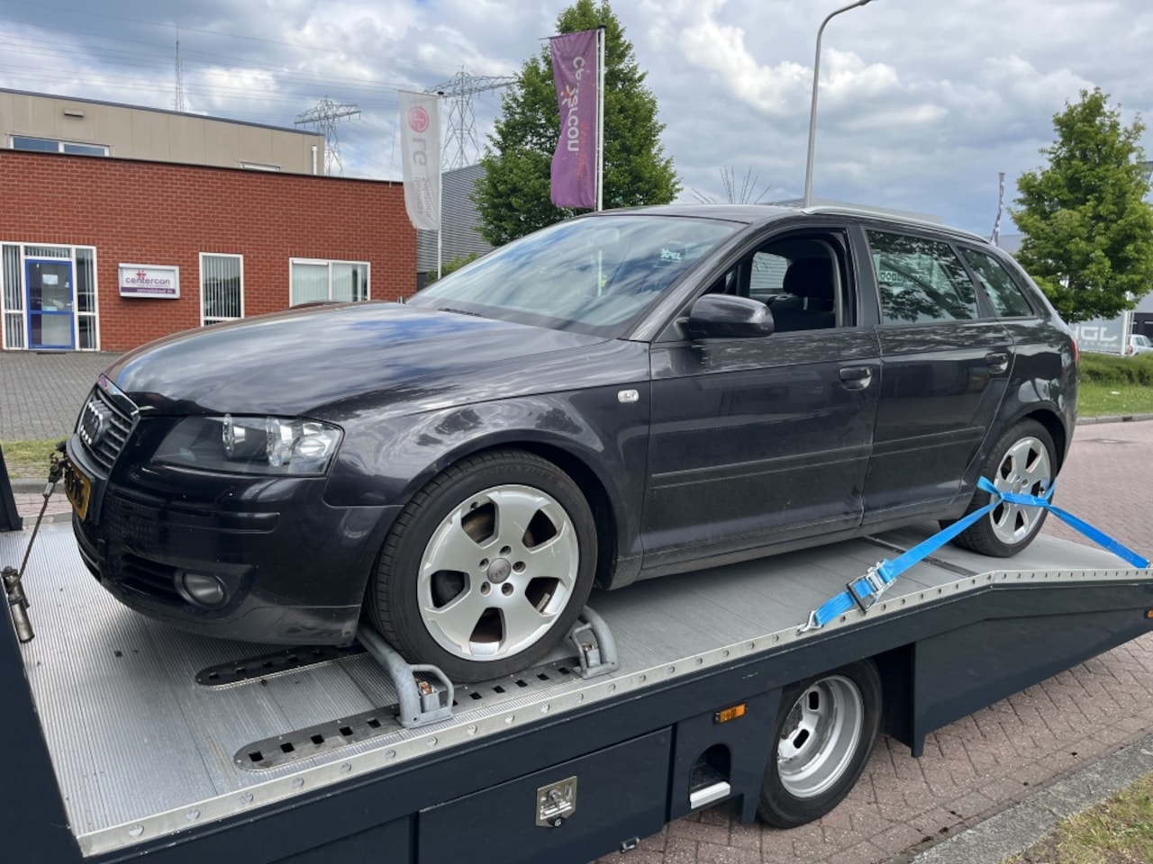 Audi A3 Sportback - 2.0 FSI Ambition|5DRS| Motor Defect! - AutoWereld.nl
