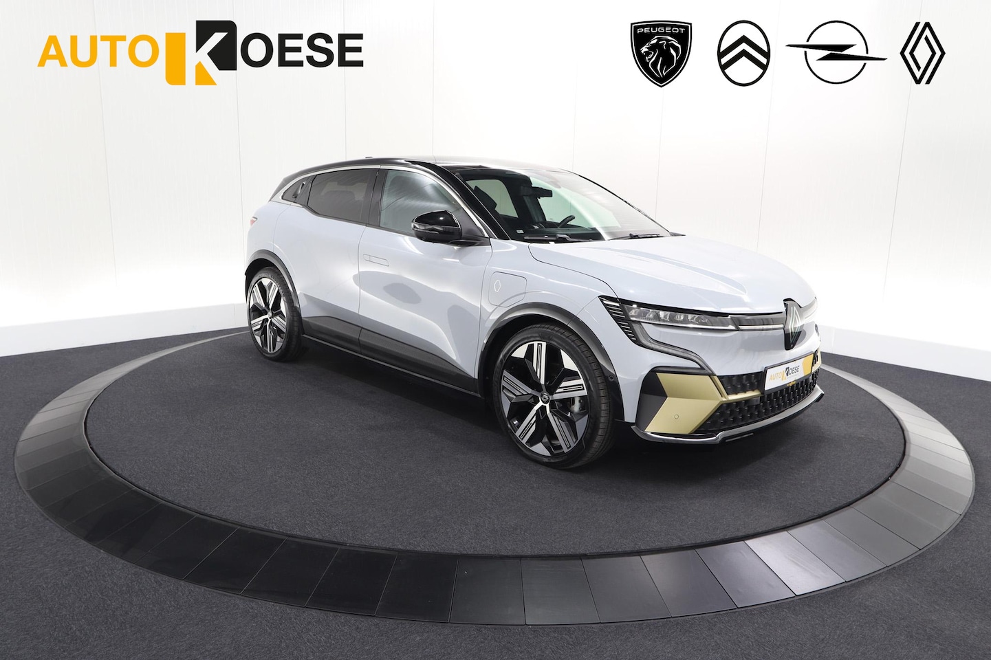Renault Mégane E-Tech - EV60 Optimum Charge Iconic | 360 Camera | Harman Kardon | Stoelmassage | Dodehoekdetectie - AutoWereld.nl