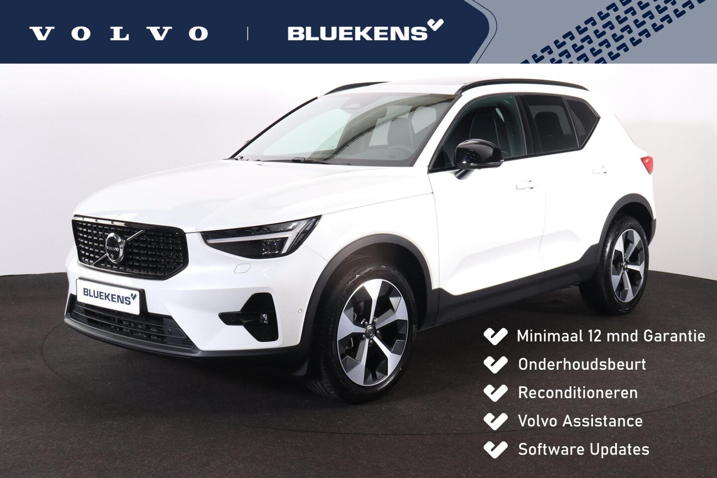 Volvo XC40 - B4 Plus Dark - Panorama/schuifdak - IntelliSafe Assist & Surround - 360º Camera - Harman K - AutoWereld.nl