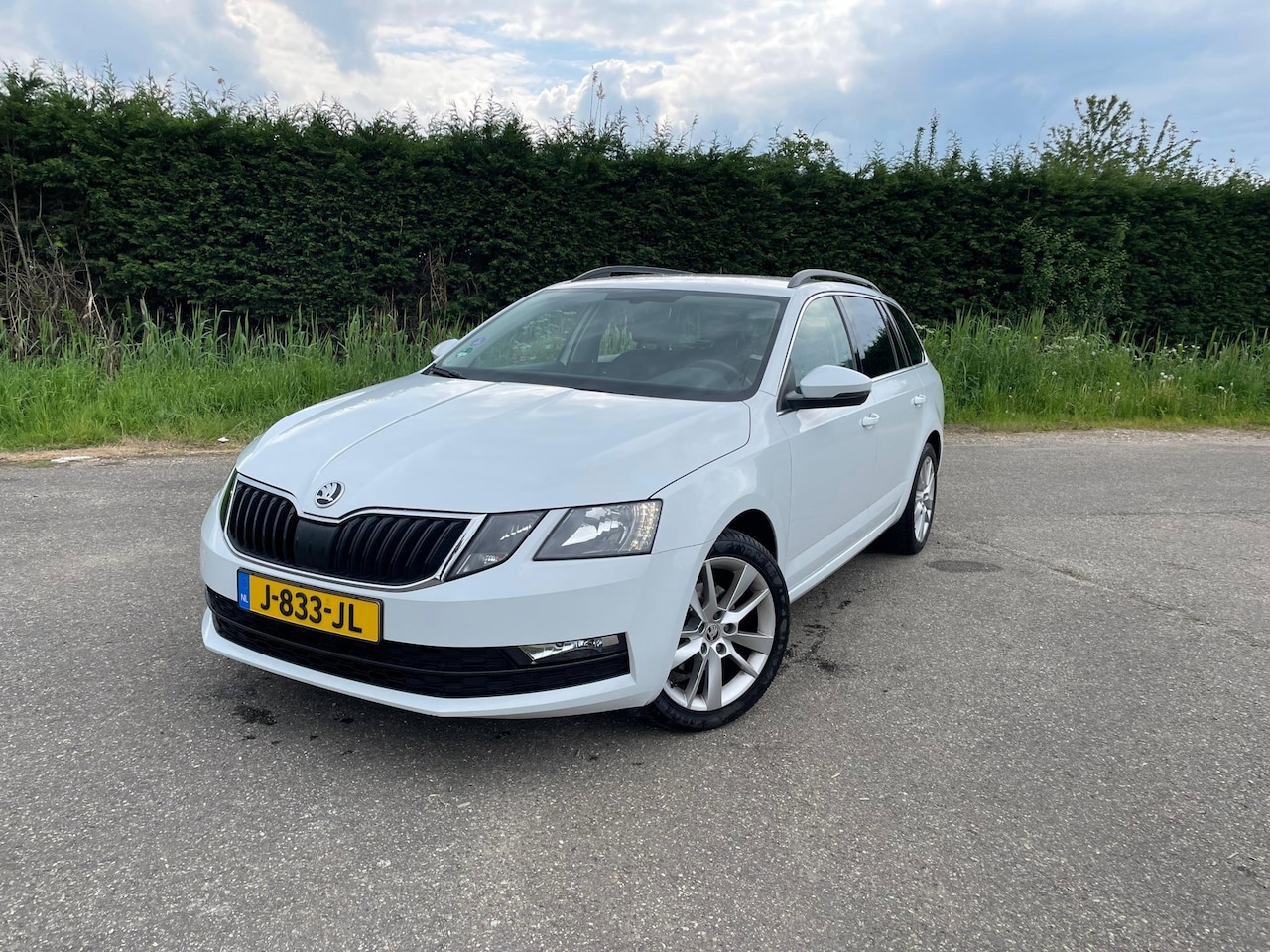 Skoda Octavia Combi - 1.0 TSI SPORT ECC NAVI CARPLAY - AutoWereld.nl