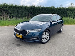 Skoda Octavia Combi - 1.0 e-TSI HYBRIDE SPORT ECC NAVI KEYLESS