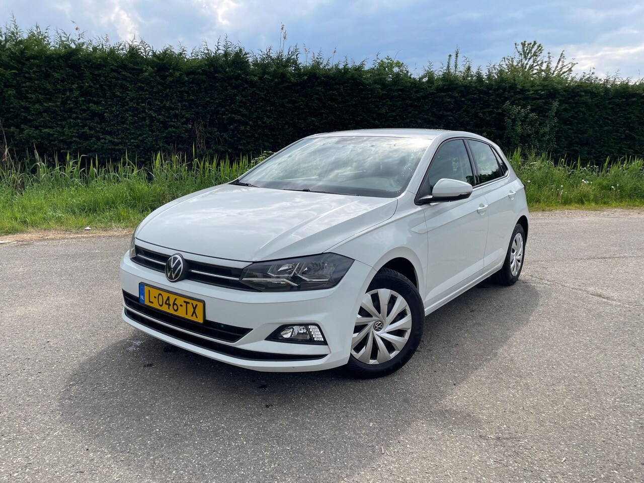 Volkswagen Polo - 1.0 MPI SPORT NAVI CARPLAY CRUISE CONTROL - AutoWereld.nl