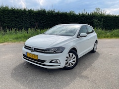 Volkswagen Polo - 1.0 MPI SPORT NAVI CARPLAY CRUISE CONTROL