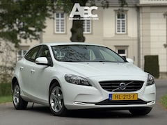 Volvo V40 - 2.0 D2 Momentum Business