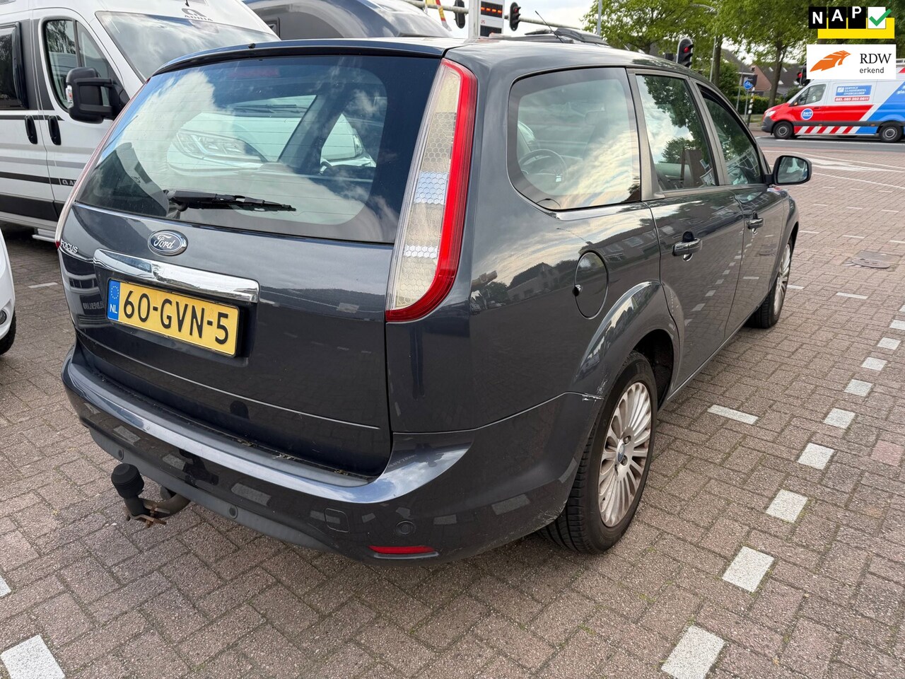 Ford Focus Wagon - 1.6 Titanium | Navi | Cruise | Climate | Trekhaak | Isofix | Flex - AutoWereld.nl