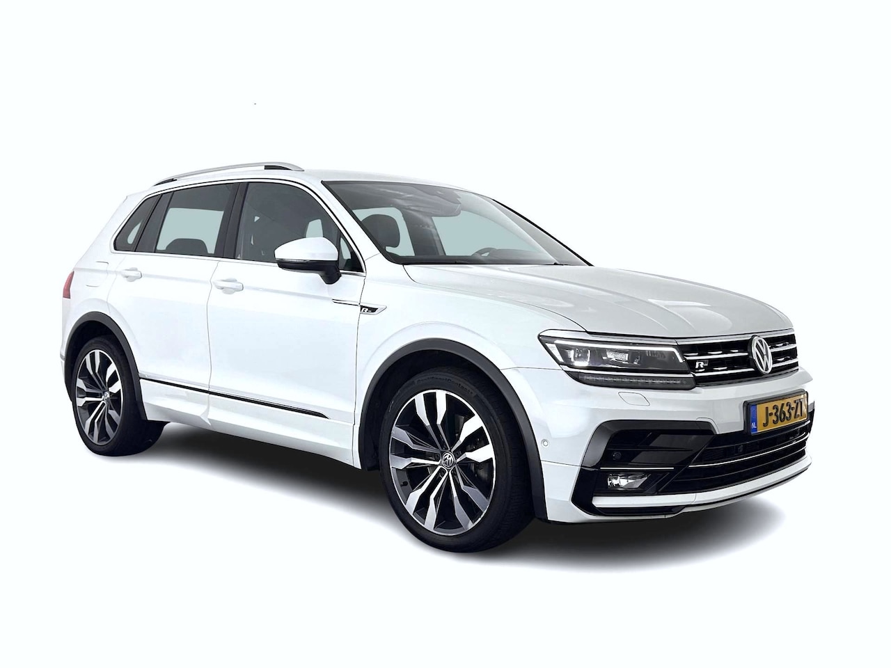 Volkswagen Tiguan - 2.0 TSI 4Motion (⚠️) R-Line Highline Aut. *ADAPTIVE-CRUISE | LEATHER-MICROFIBRE | FULL-LED - AutoWereld.nl