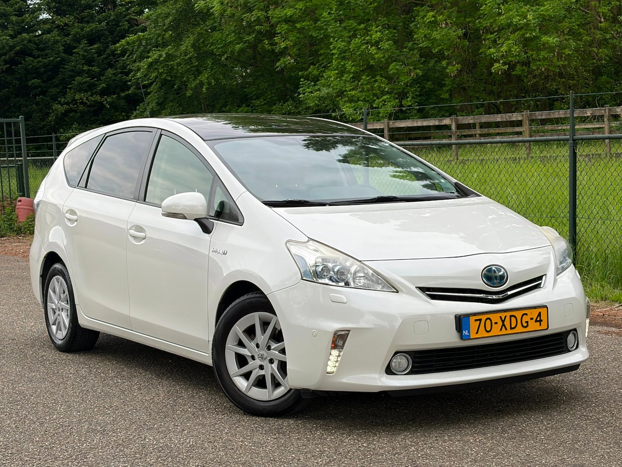 Toyota Prius Wagon - 1.8 Dynamic Business /7 Persoons/Xenon/Navi/Camera/ - AutoWereld.nl