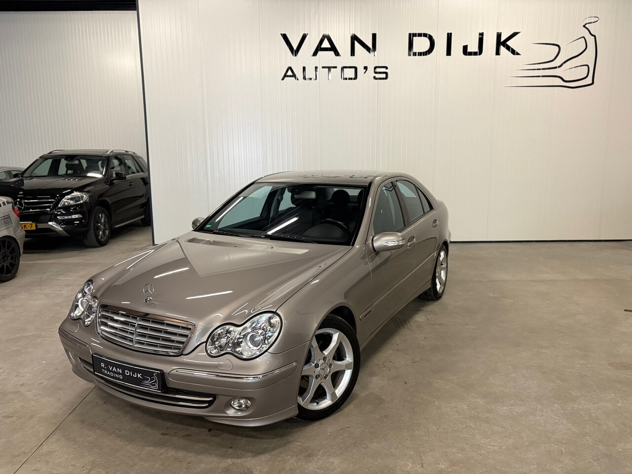 Mercedes-Benz C-klasse - 180 K. Avantgarde Sport Edition - AutoWereld.nl