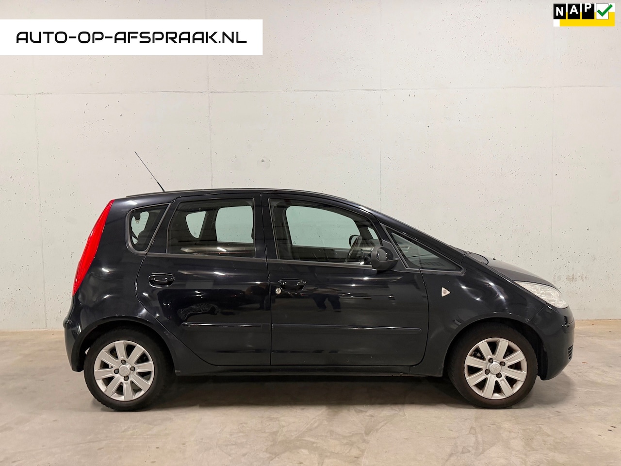 Mitsubishi Colt - 1.3 Invite+ 5drs. Airco APK NAP - AutoWereld.nl