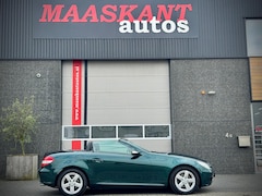 Mercedes-Benz SLK-klasse - 280 / Aut 7 / Andratite green / Airscarf / Xenon / NL delivery / UNIQUE EXAMPLE