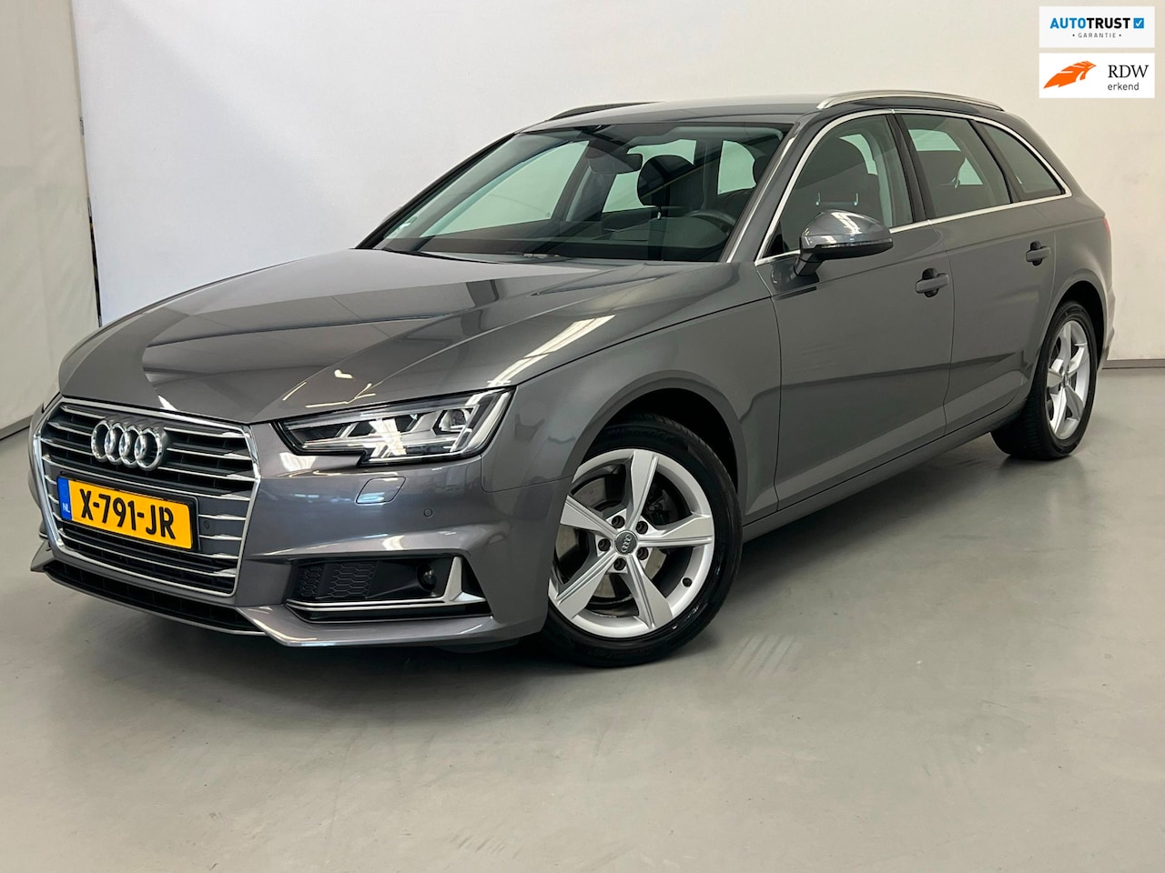 Audi A4 Avant - 35 TFSI / Headup / Adaptive / Stoelverwarming - AutoWereld.nl