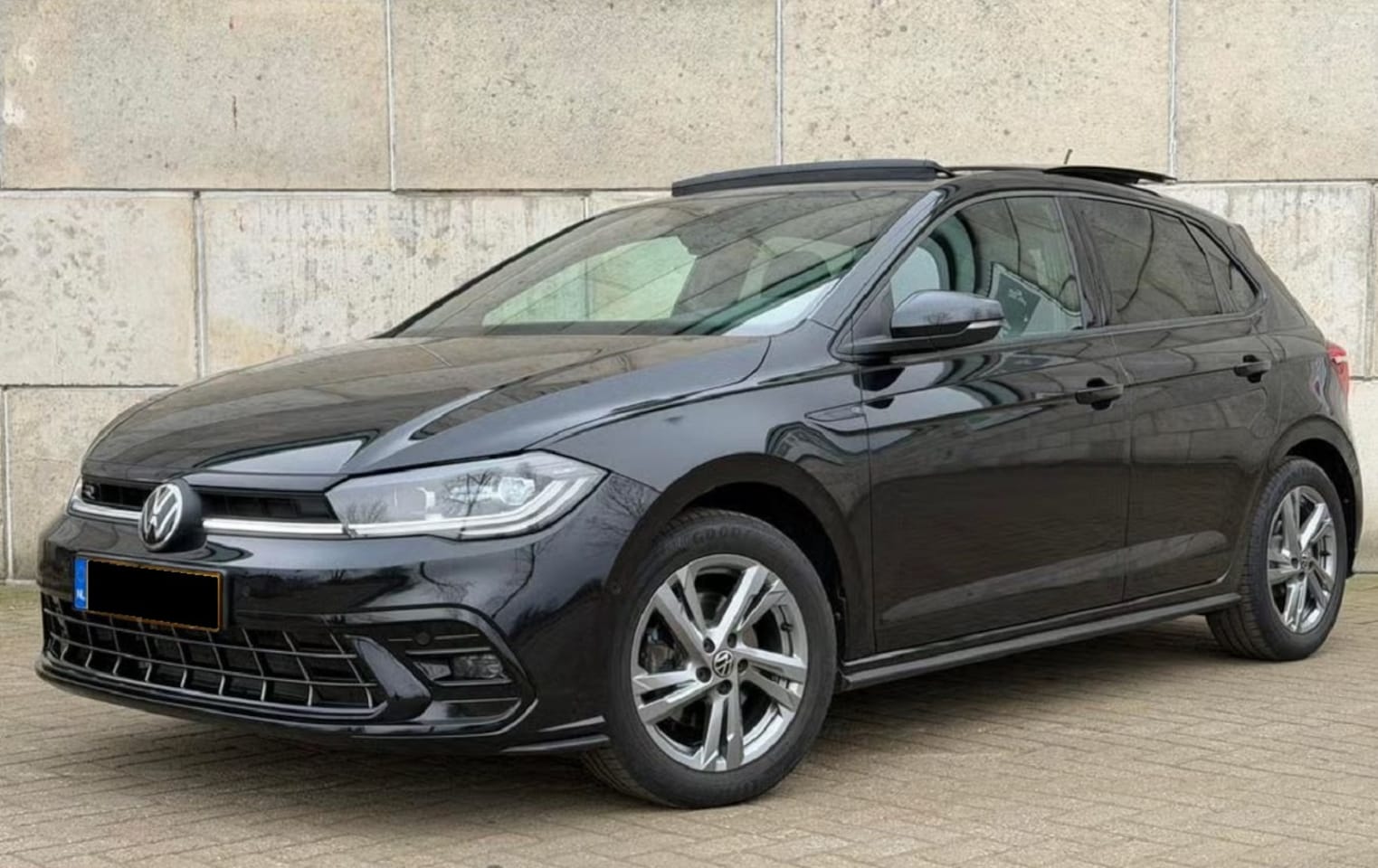 Volkswagen Polo - 1.0 TSI R-Line Business+ IQ Matrix Pano Keyl - AutoWereld.nl