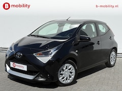 Toyota Aygo - 1.0 VVT-i x-play Achteruitrijcamera 18.000KM | Cruise Control | Apple CarPlay | Bluetooth