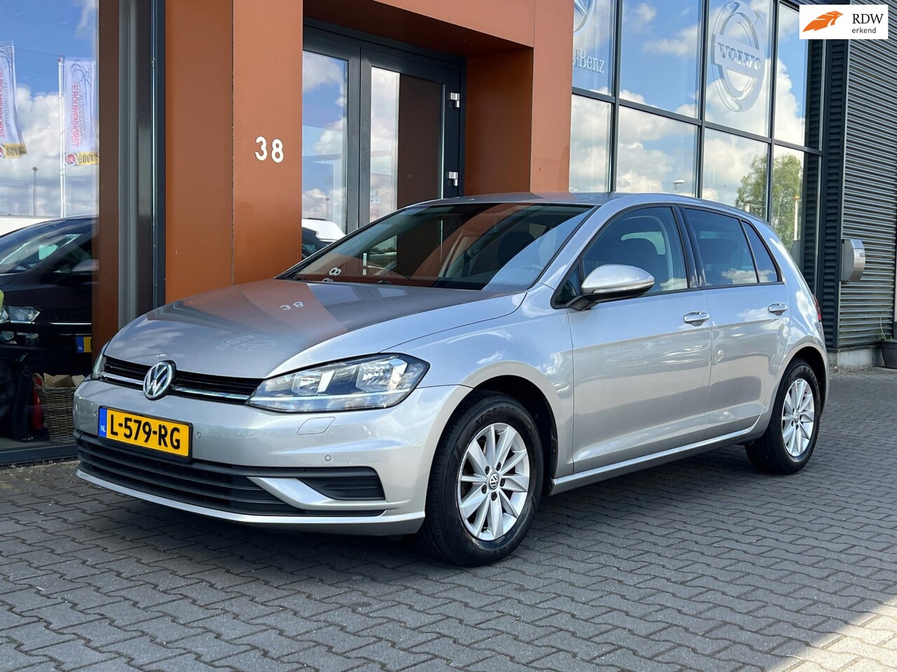 Volkswagen Golf - 1.0 TSI automaat|Carplay|Clima|Cruise|PDC - AutoWereld.nl