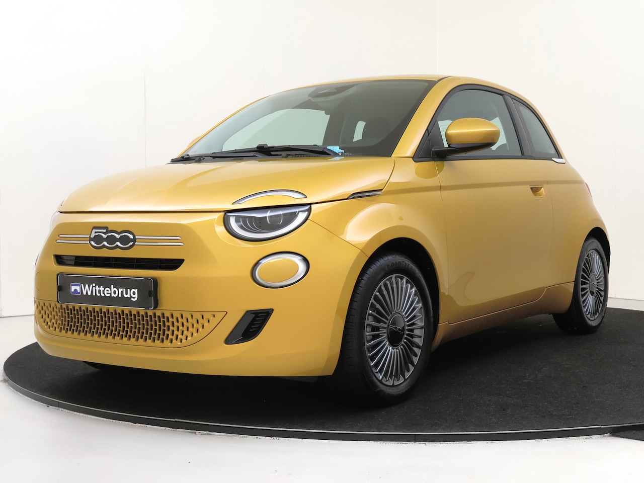 Fiat 500 - 1.0 Hybrid Torino Launch Edition NRM demo - AutoWereld.nl