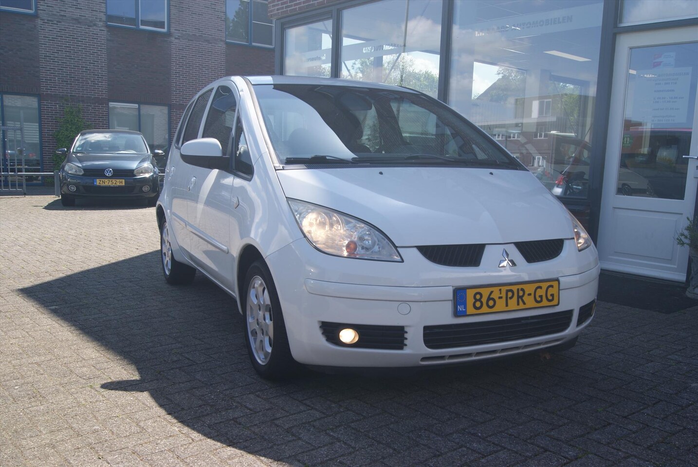 Mitsubishi Colt - 1.3 5-DR AUT Inform - AutoWereld.nl