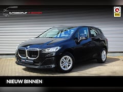 BMW 2-serie Active Tourer - 225e xDrive // 97% SoH | Camera | Curved Display | Elek. achterklep | 85km WLTP elektrisch