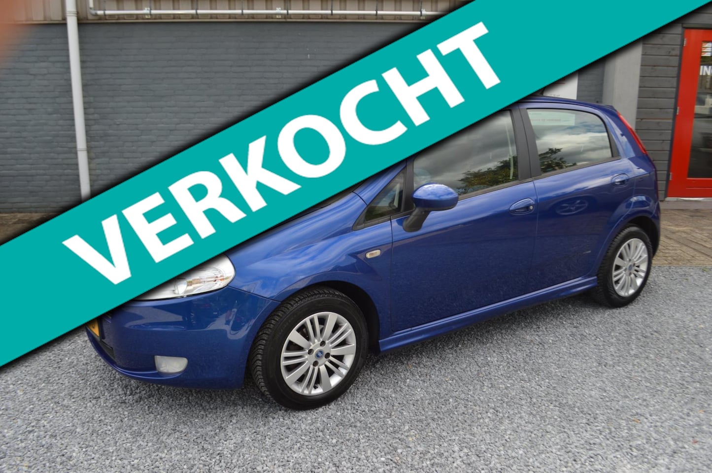 Fiat Grande Punto - 1.4 Edizione Prima Airco 5Drs Eerste Eigenaar Stuurbekrachtiging - AutoWereld.nl