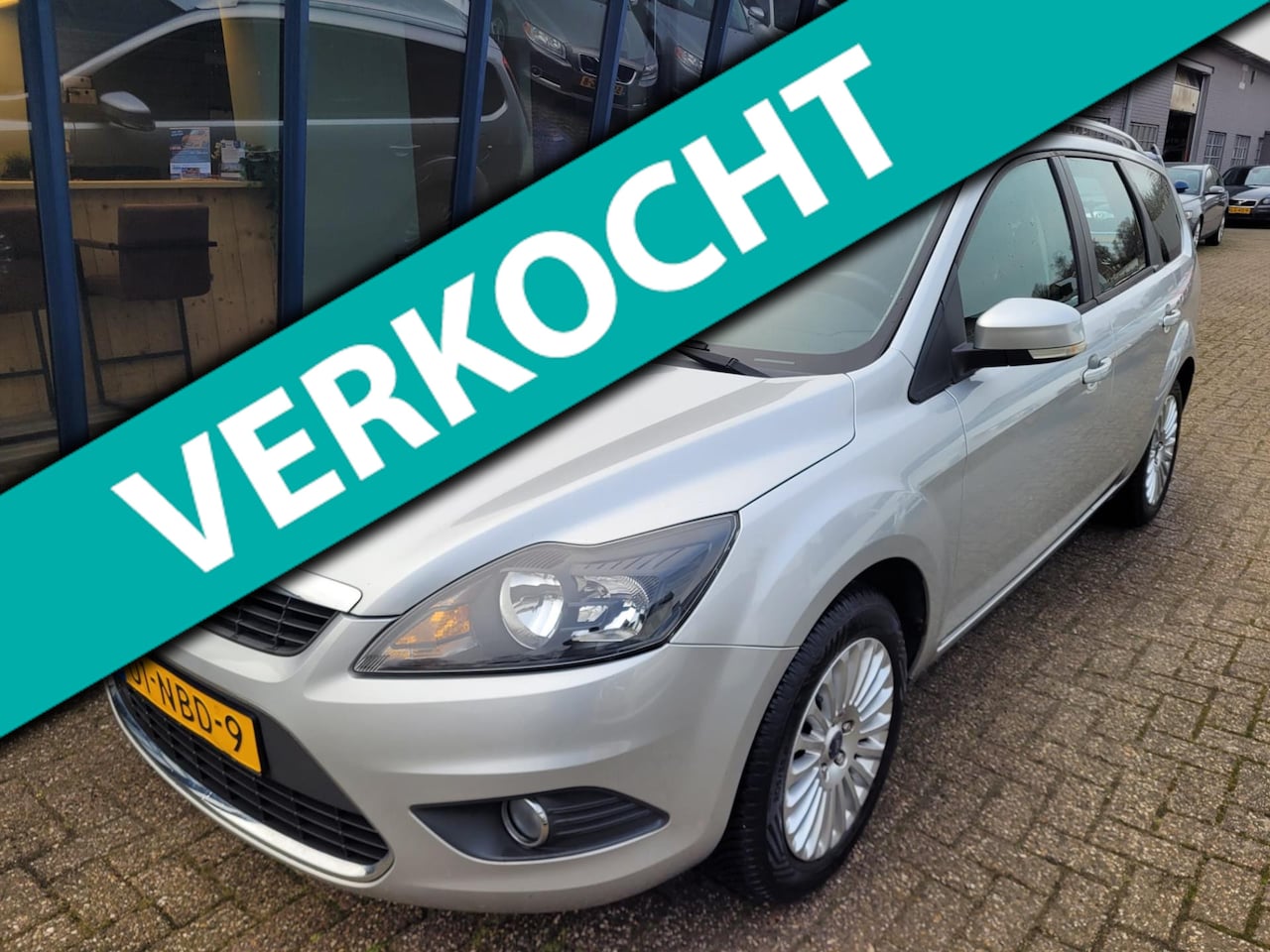 Ford Focus Wagon - 1.8 Limited NAVI / TREKHAAK / PDC - AutoWereld.nl
