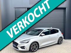 Ford Focus - 125pk ST Line Business B&O | CLIMA | STOELVERWARMING | LED | LANE ASSIST | PARK ASSIST | B