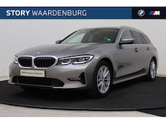 BMW 3-serie Touring - 320e High Executive Automaat / Trekhaak / Sportstoelen / Comfort Access / Achteruitrijcame