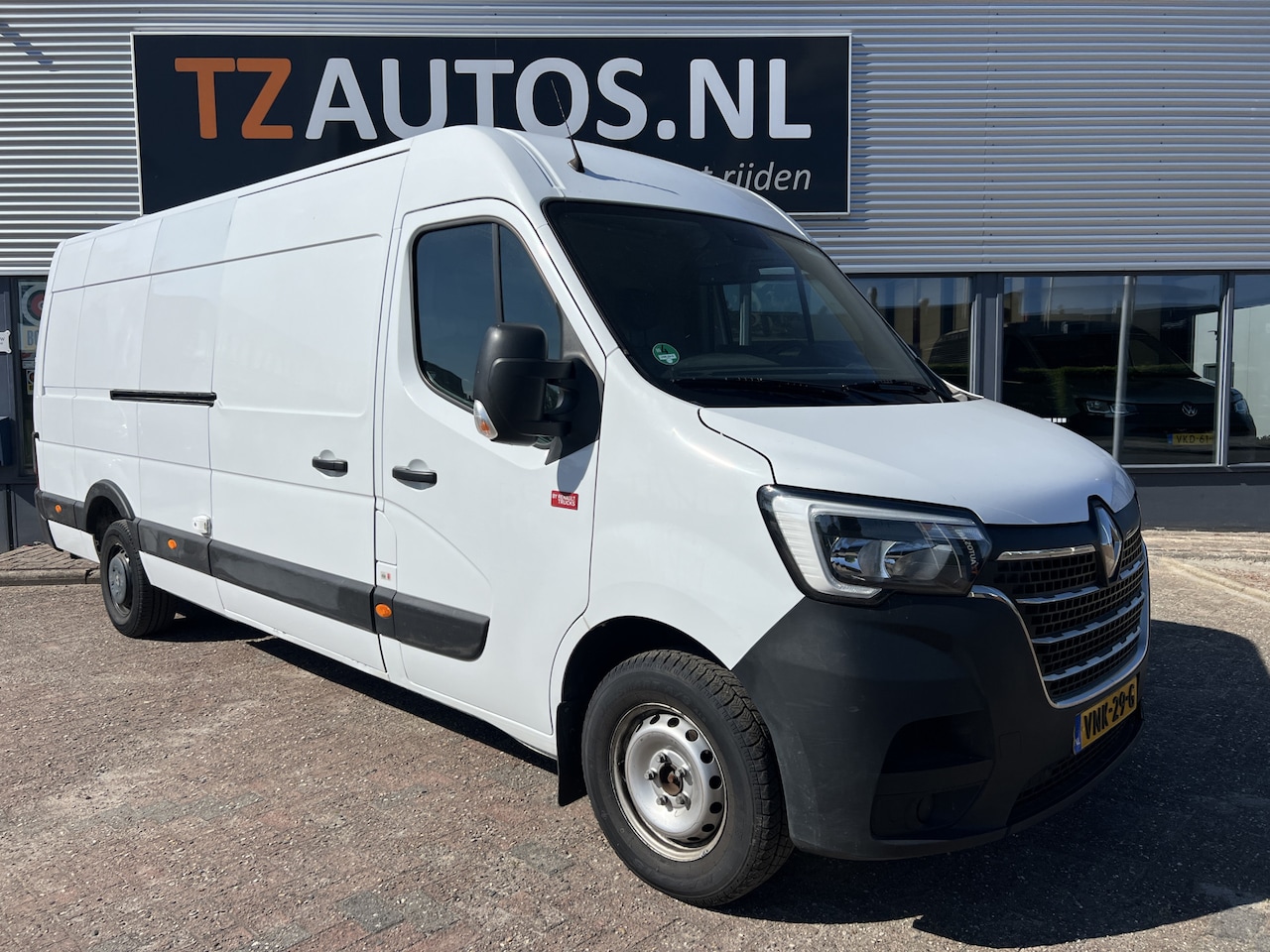 Renault Master - T35 2.3 dCi 130 L4H2 EL T35 2.3 dCi 130 L4H2 EL - AutoWereld.nl