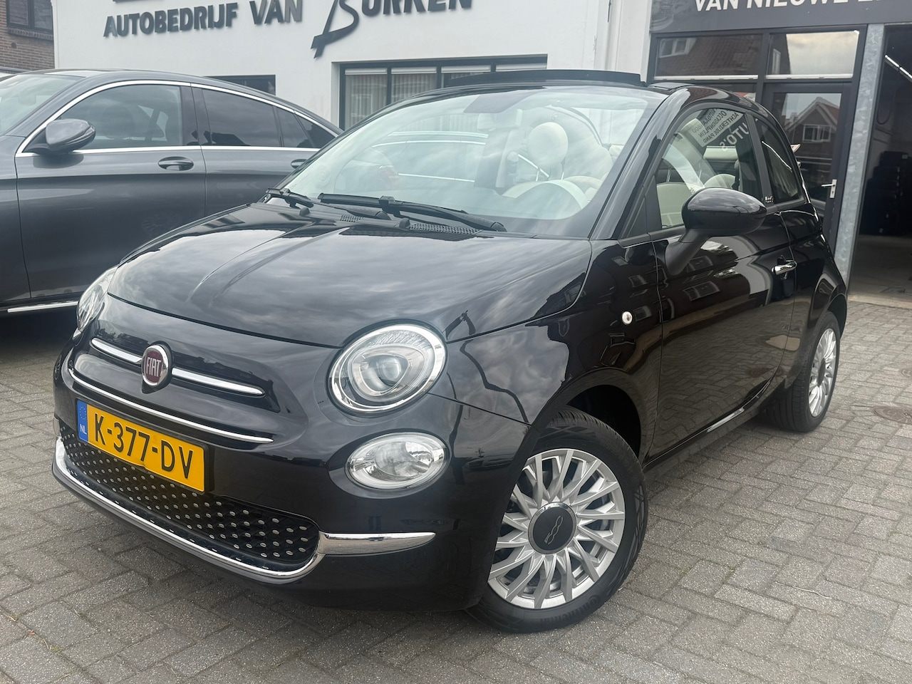 Fiat 500 C - 1.0 Hybrid Lounge 1.0 Hybrid Lounge, Apple Carplay/Android,Navigatie,Airco,L.M.Velgen - AutoWereld.nl
