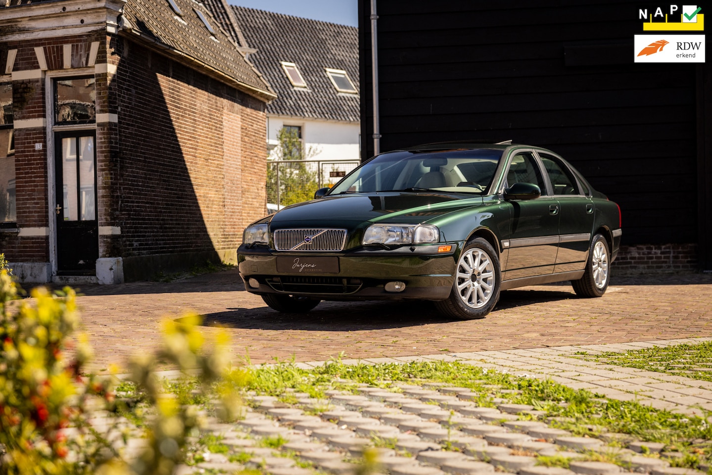 Volvo S80 - 2.4 Comfort AUT (170pk) Lage KM | Orig NL | - AutoWereld.nl