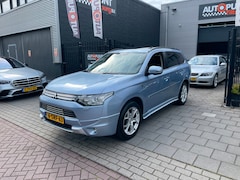 Mitsubishi Outlander - 2.0 PHEV instyle Trekhaak Airco NAP APK