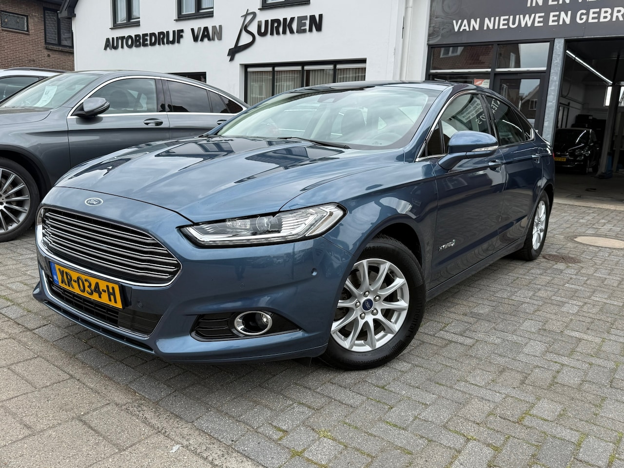 Ford Mondeo - 2.0 IVCT HEV Titanium X 2.0 IVCT HEV Titanium X, Apple Carplay/Android,Parkeersensoren,Cruise control,Climate cont - AutoWereld.nl
