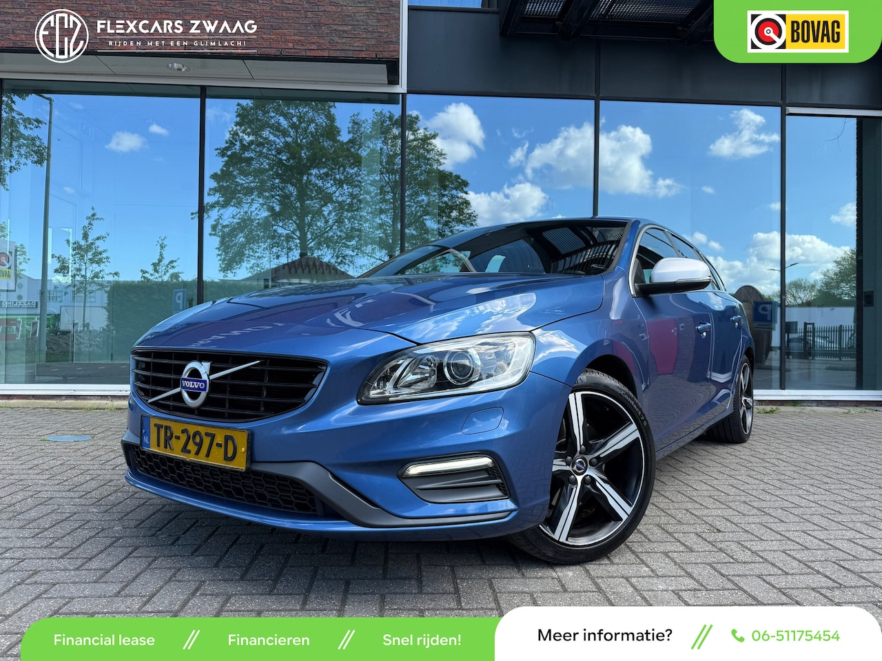 Volvo V60 - 2.0 T4 Business Sport R Design - Automaat - Navi - Trekhaak - Org.NL - AutoWereld.nl