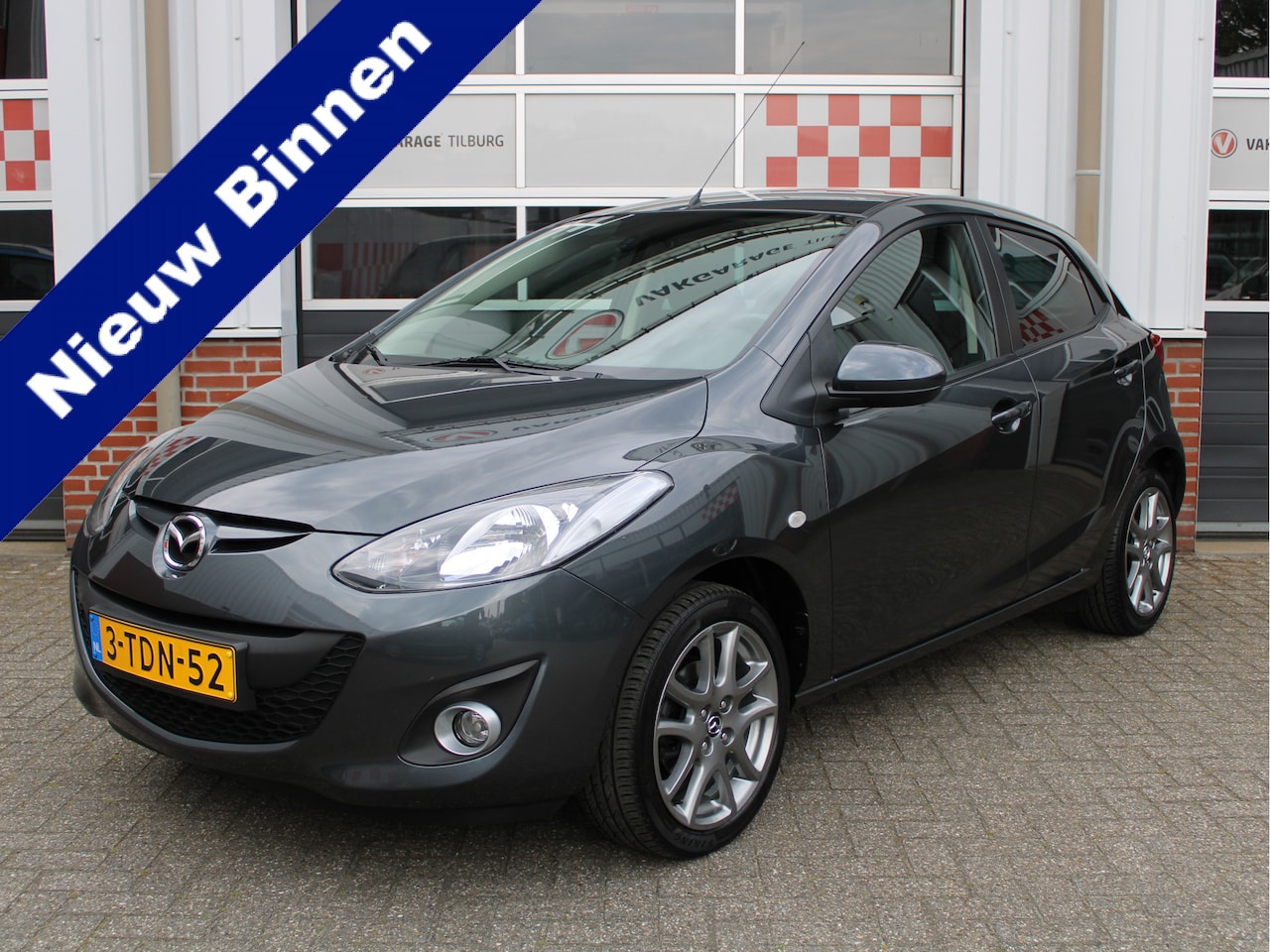 Mazda 2 - 1.3 TS Plus Climate/Navi/PDC/Bluetooth/16inch - AutoWereld.nl