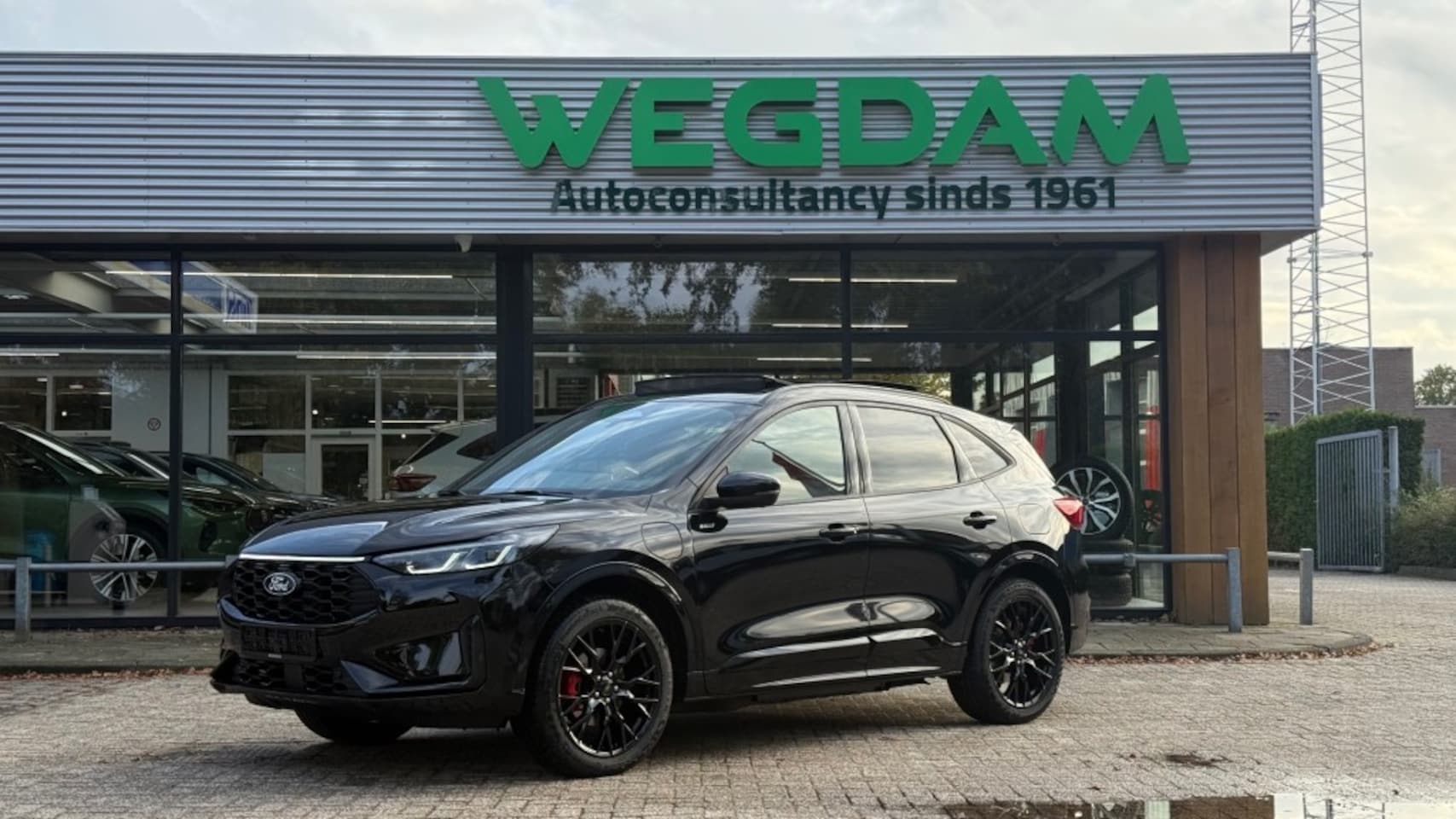 Ford Kuga - 2.5 PHEV ST-LINE X/AGR-St/Black pack/Full opt. - AutoWereld.nl