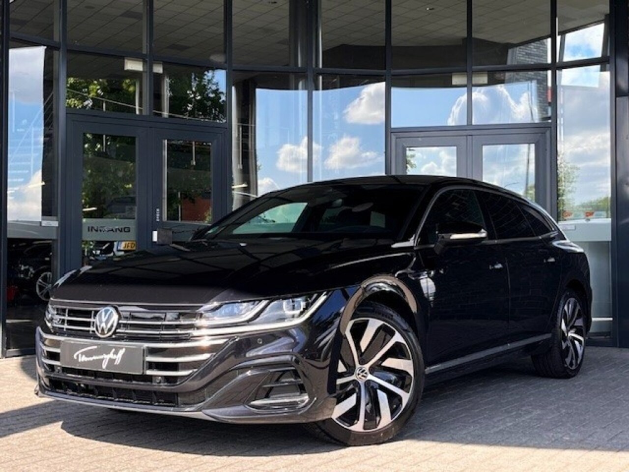 Volkswagen Arteon Shooting Brake - 1.4TSi EHYBRID - R-LINE BUSINESS+ - HEAD UP - AutoWereld.nl