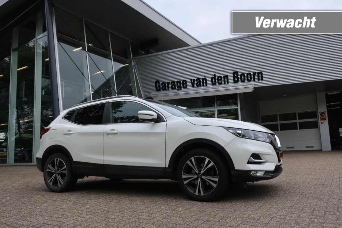 Nissan Qashqai - 1.3 Acenta 1.3 Acenta, Camera 360, PDC 360, CarPlay/Android, Keyless etc. - AutoWereld.nl
