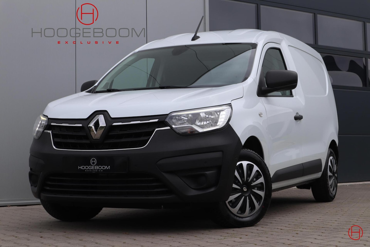 Renault Express - 1.5 dCi 95 Comfort + / Camera / PDC V+A / Stoelverwarming - AutoWereld.nl