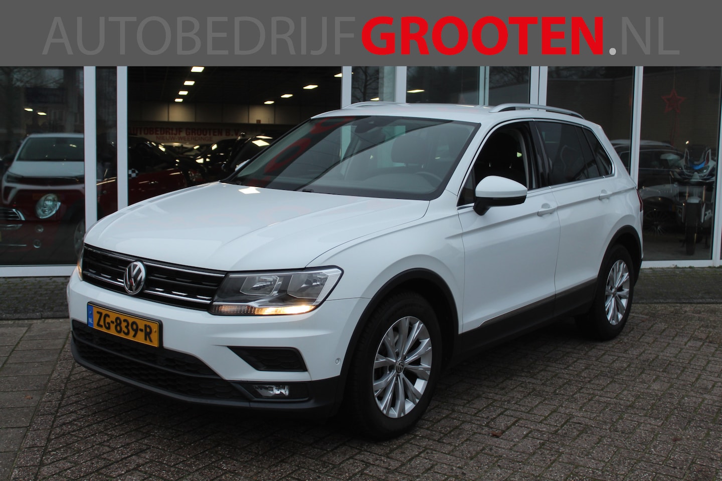 Volkswagen Tiguan - 1.5 TSI ACT Comfortline Business//Automaat! - AutoWereld.nl