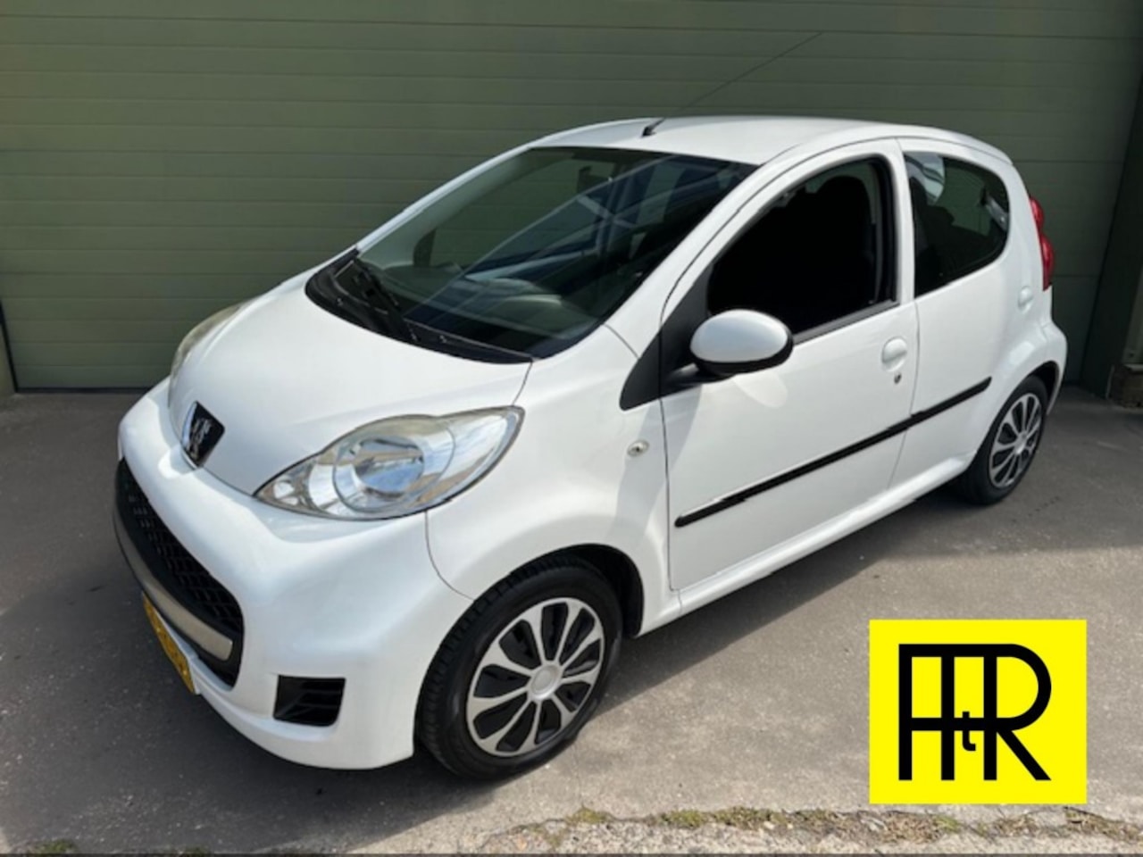 Peugeot 107 - 1.0-12V XS 1.0-12V XS - AutoWereld.nl