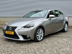 Lexus IS - 300h Edition [ dealer oh, nl-auto, 1e eig ]