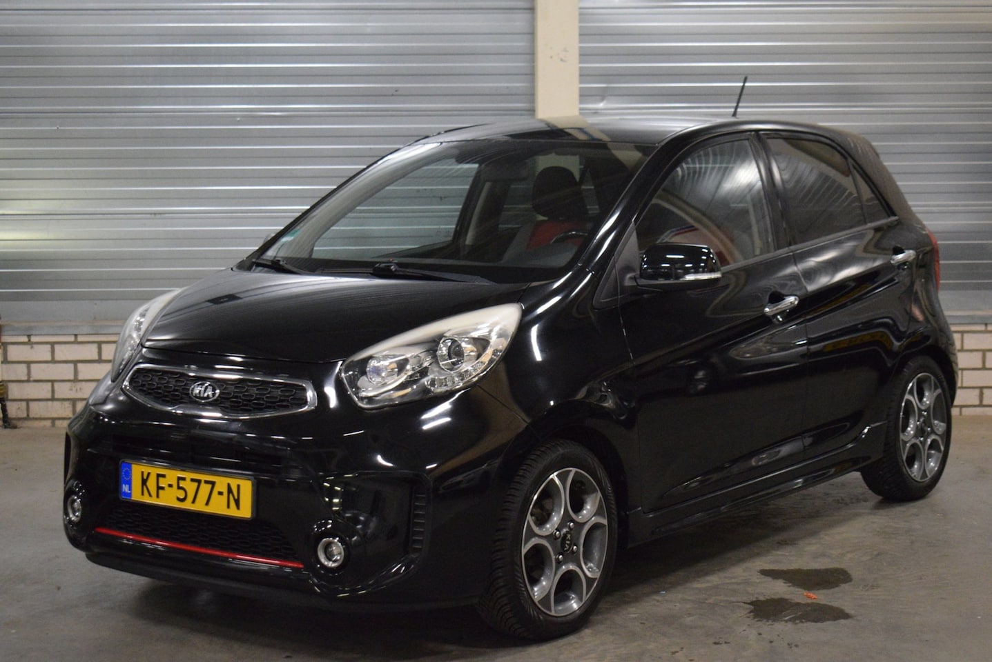 Kia Picanto - 1.2 CVVT SportsLine + Bluetooth|Wiffi|Carplay|DAB|Camera|Leder|Stoelverwarming| - AutoWereld.nl